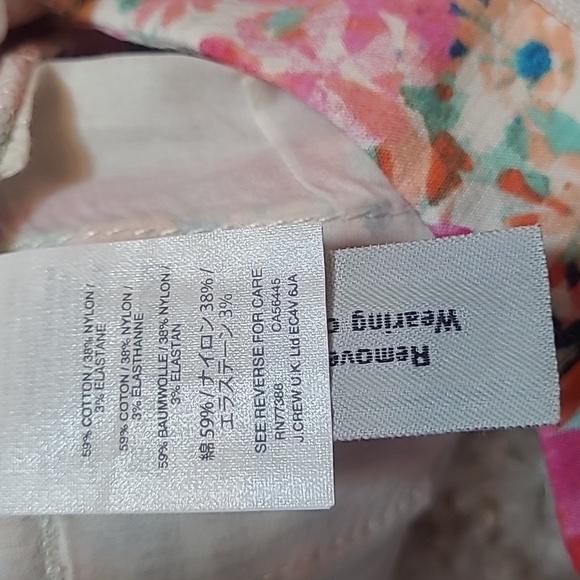 🌺 J.Crew Watercolor Floral Flat Front Shorts – Womens Size 0 – Resort Vacation - Picture 13 of 17